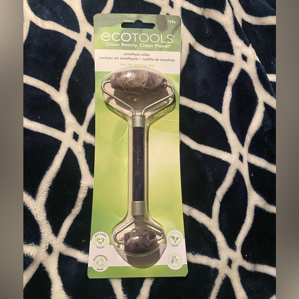 Ecotools amethyst roller - new